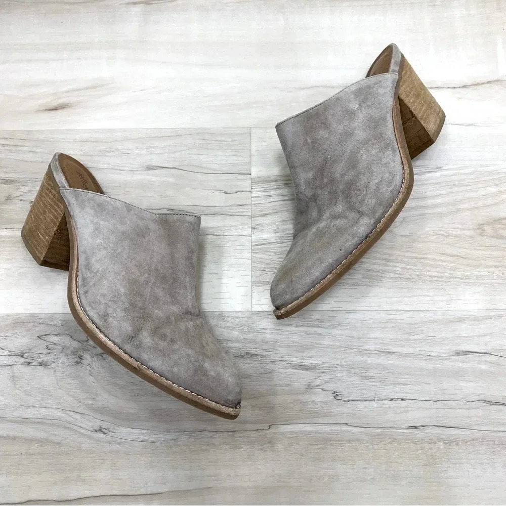 Jeffrey Campbell Taupe Beige Favela Stacked Heel Pointed Mule size 10